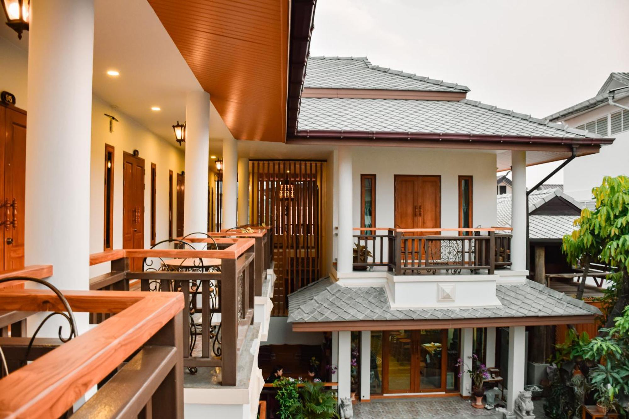 Bed and Breakfast Gordnuea Boutique House Chiang Mai Zewnętrze zdjęcie